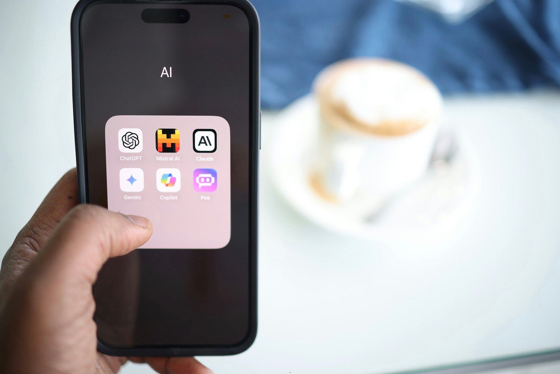 Are There All-in-One AI Subscriptions for Personal Use? Complete Guide to Multi-Model AI Access